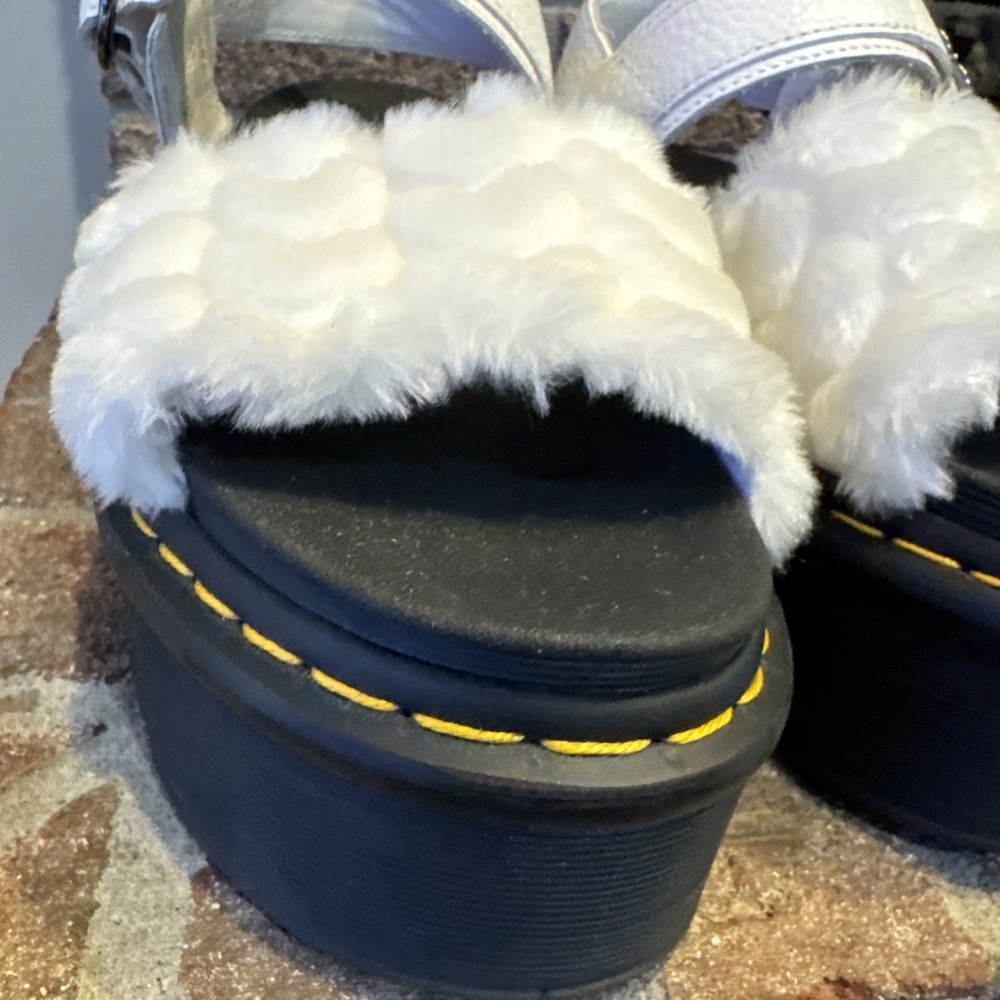 Dr. Martens Voss Quad Fluffy Sandals Women 8 White Heart Buckle Chunky Platform - Picture 14 of 16